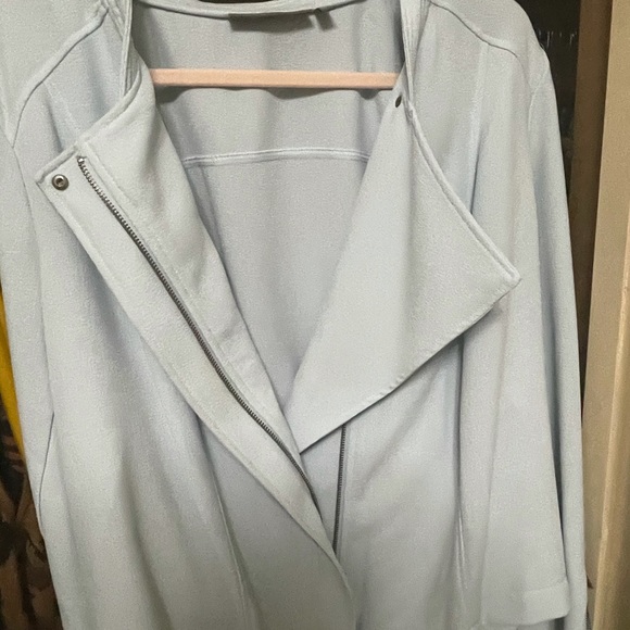 Jacket - Picture 3 of 14